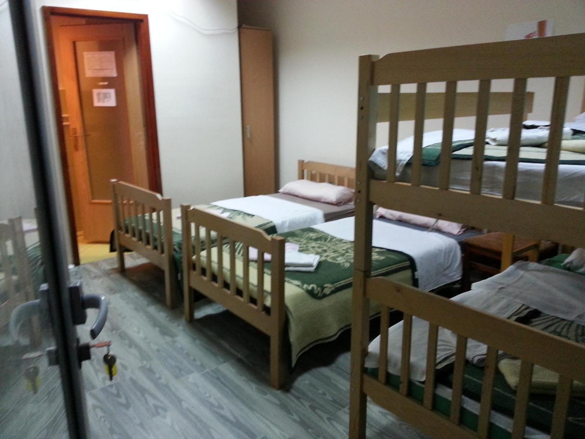 Motel Le Village Скоп'є Номер фото