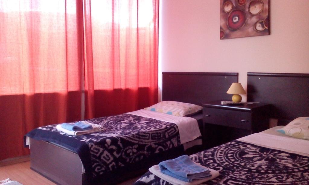 Motel Le Village Скоп'є Номер фото